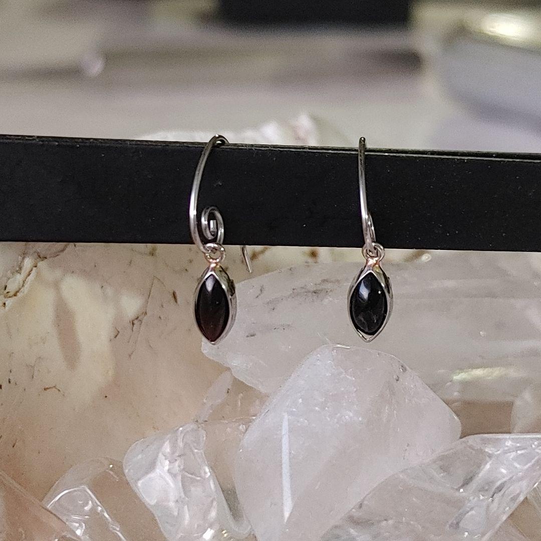 プラチナ　ブラックカルセドニー　フックピアス　Pt900