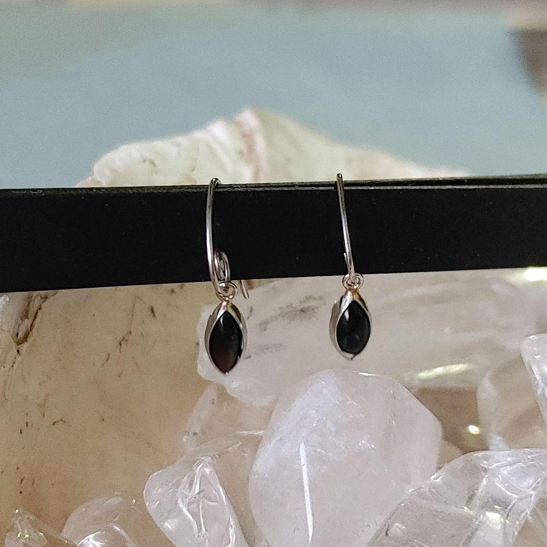 プラチナ　ブラックカルセドニー　フックピアス　Pt900