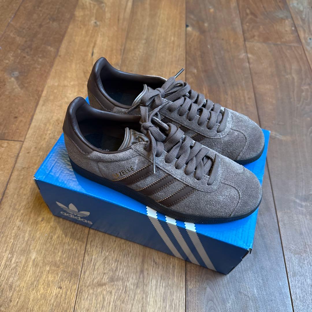 adidas GAZELLE ガゼル
