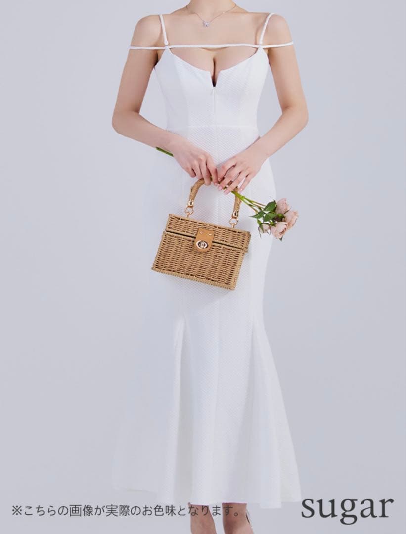 ROBE de FLEURSデコルテラインストレッチキルティングマーメイドドレス