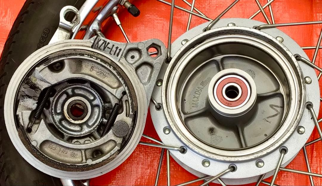 ★きれい★ スーパーカブプロ 前後ホイール/ ブレーキパネル付