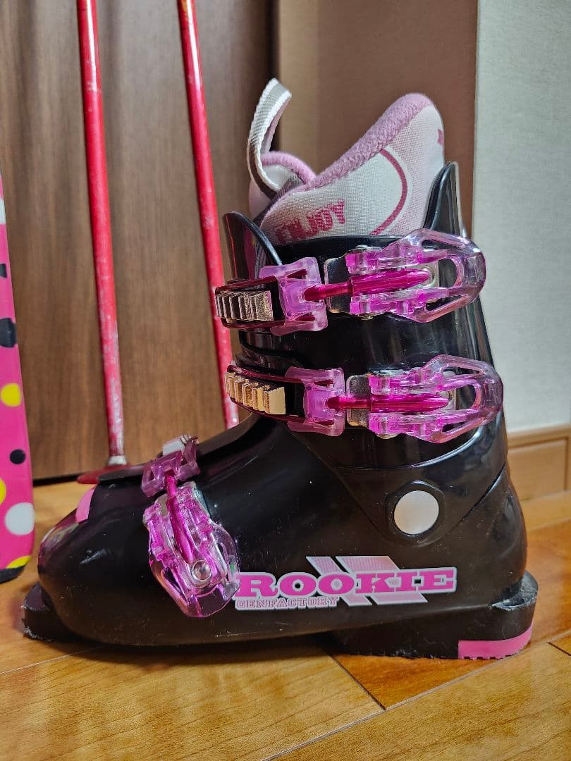 送料無料 スワロー　ジュニア用スキーセット130cm ブーツ22cm　ストック