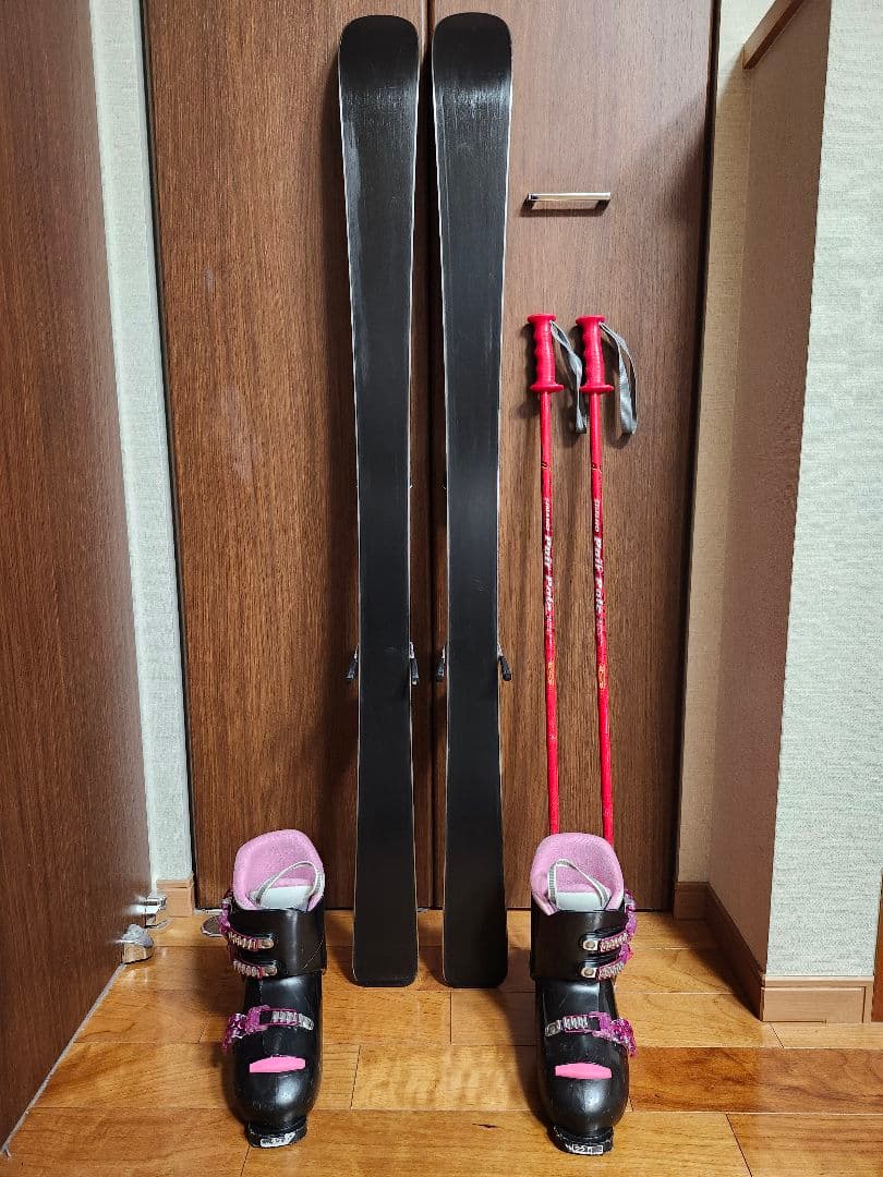 送料無料 スワロー　ジュニア用スキーセット130cm ブーツ22cm　ストック