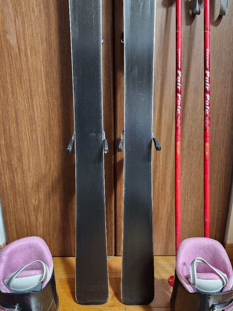 送料無料 スワロー　ジュニア用スキーセット130cm ブーツ22cm　ストック