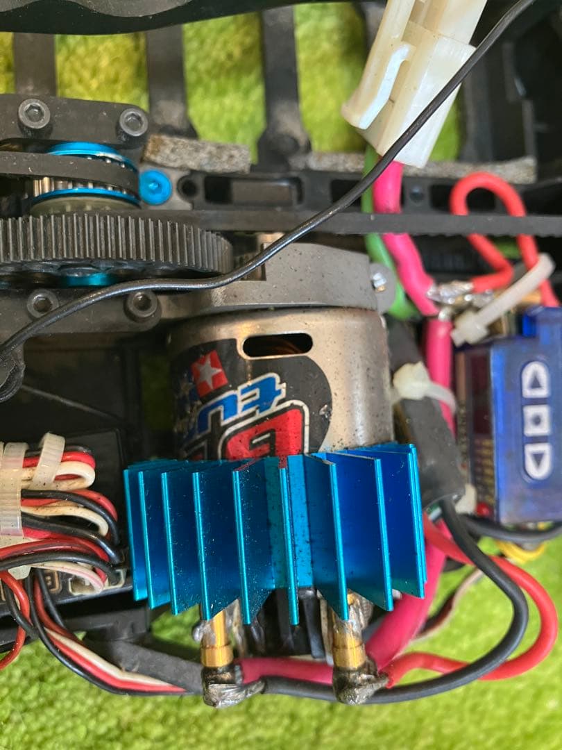 タミヤ　TA-05 メカ付き(サーボ、アンプ、ポンダー、受信機、モーター)