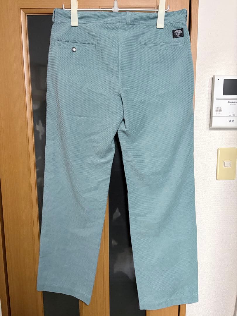 tattoo studio yamada オモシーチャンネル　コーデュロイパンツ