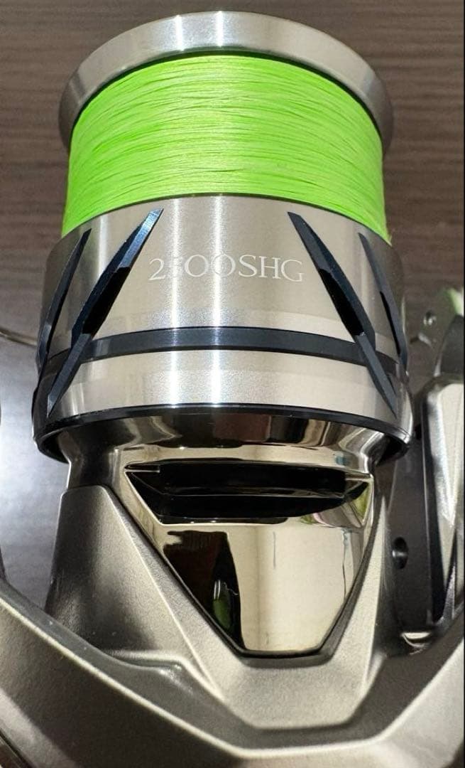 シマノ 23 ストラディック2500SHG