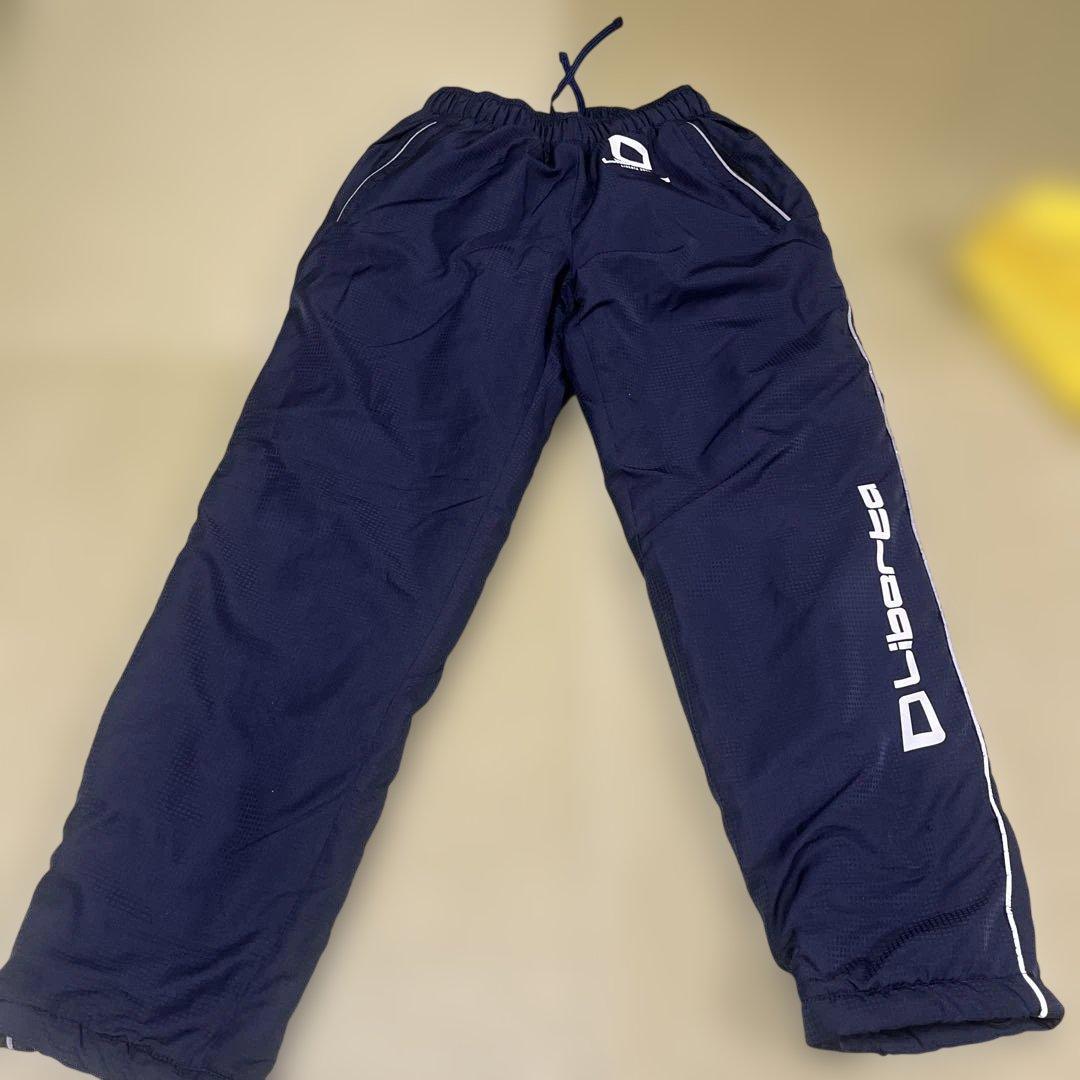 リベルタサッカーウェア　防寒着　上下セット　145㎝