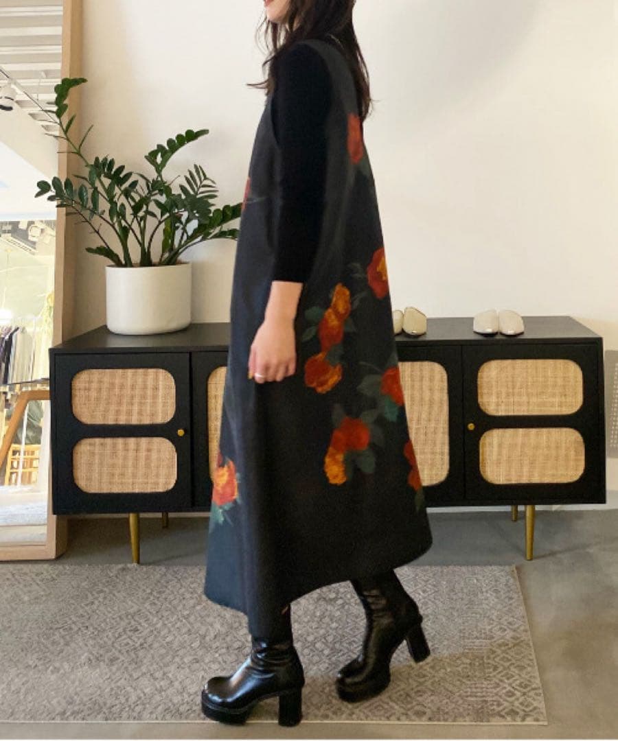 新品　Ameri ELLIE ASYMMETRY PLEATS DRESS