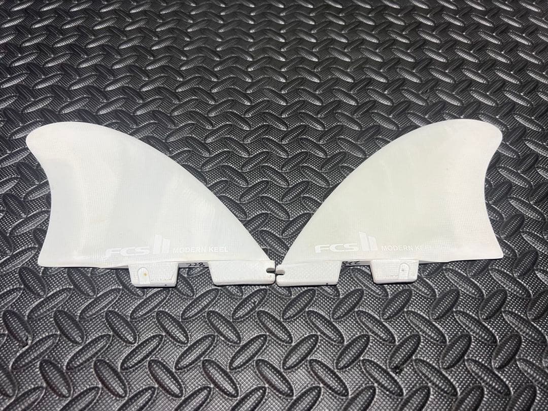 FCS II サーフボードフィン ツインフィン　fcs2