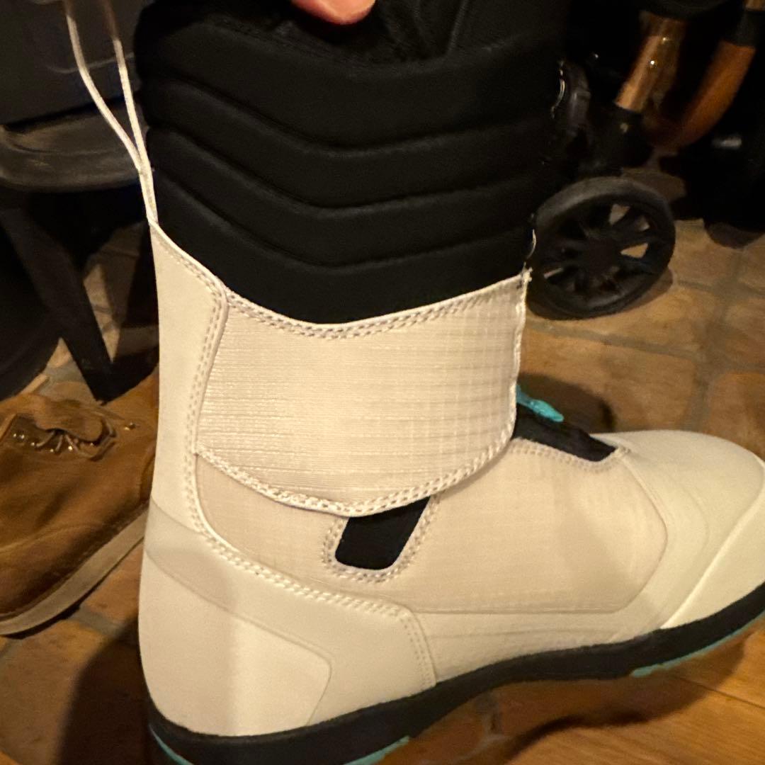 Flux LB-BOAシステム スノーボードブーツ