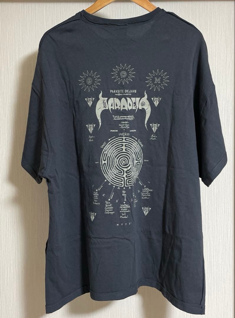 オーラル　ラビリンスビックシルエットT 黒色