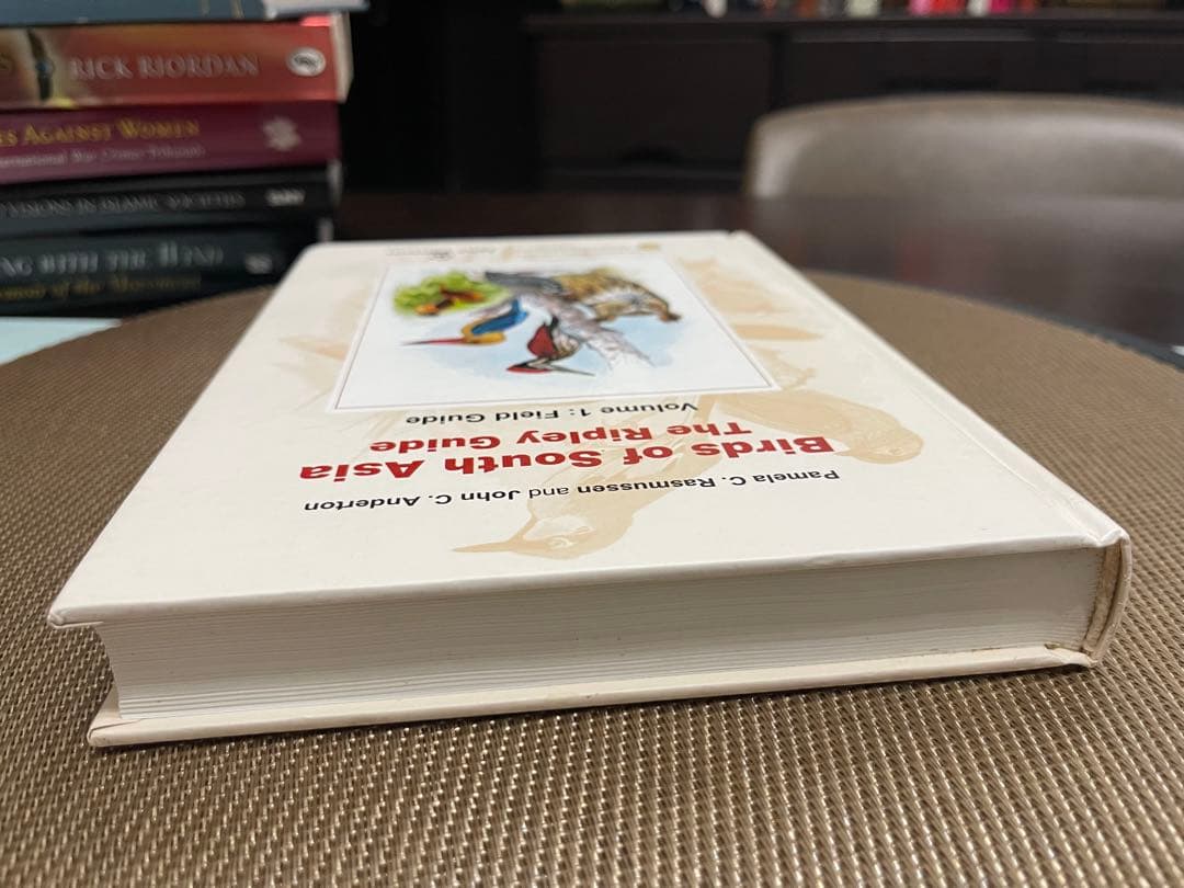 洋書 Birds of South Asia: The Ripley Guide