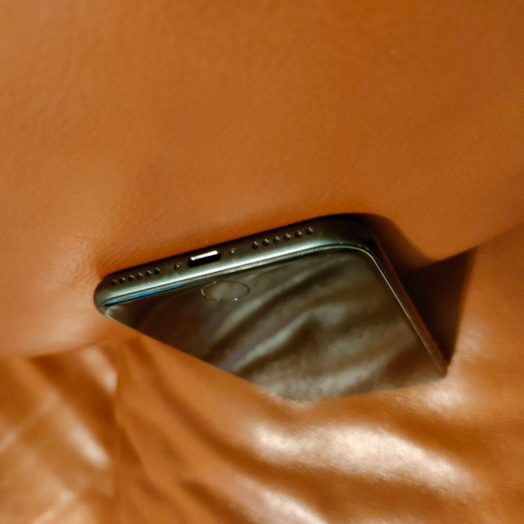 iPhone 8 ブラック 本体