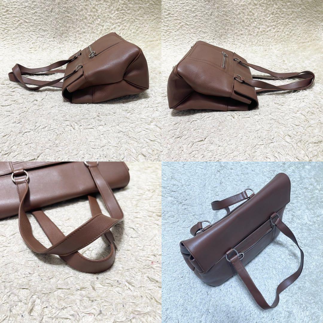 【美品】フェラガモ　トートバッグ　レザー　茶　ガンチーニ　ロゴ金具　刻印