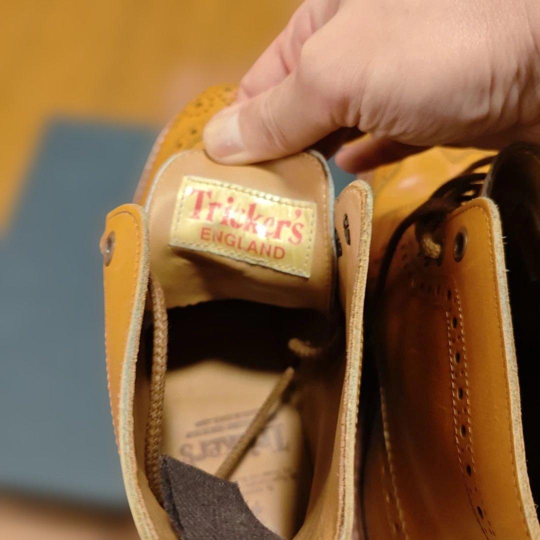 Trickers　ウイングチップ　ブーツ