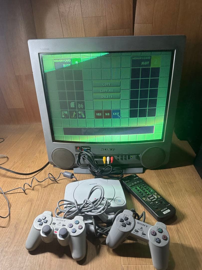 希少なソニー RGB KV-21SP1 トリニトロンカラーテレビ、1998年製