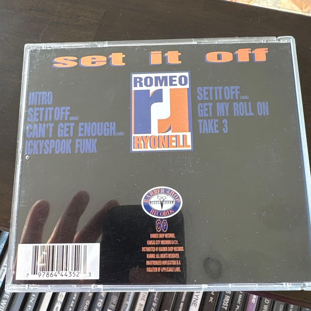洋楽 Romeo Ryonell Set It Off g rap