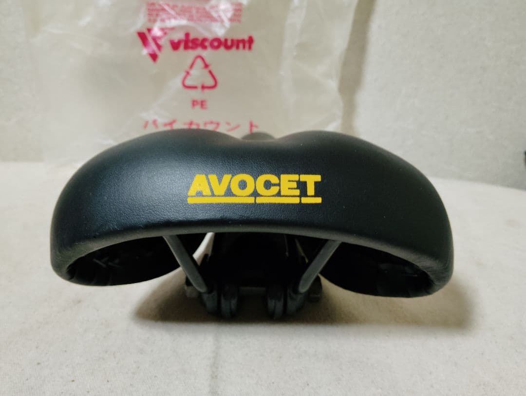ラスト1個 新品 AVOCETサドル ツーリング バイカウント オールドMTB