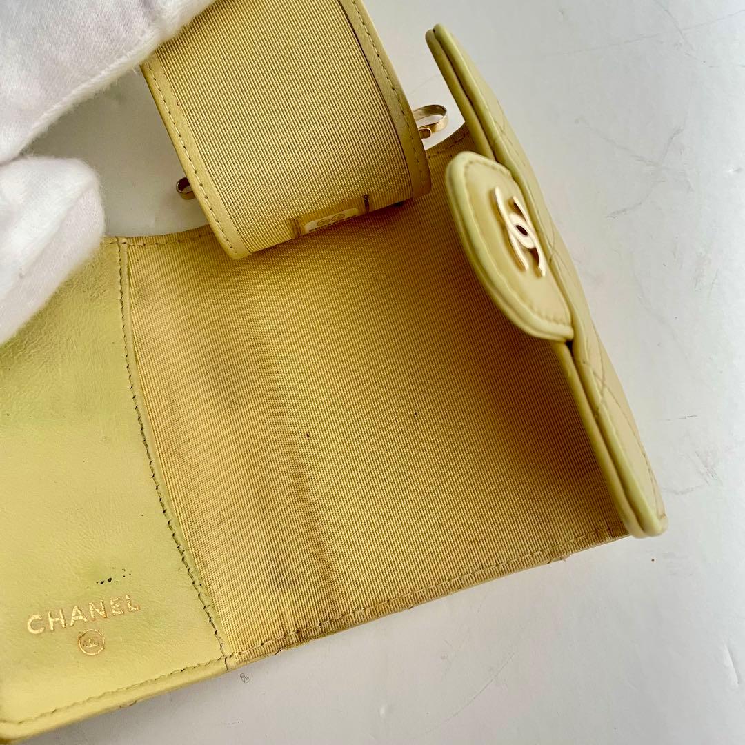 CHANEL✨シャネルマトラッセ キルティングレザー イエロー キーケース４連
