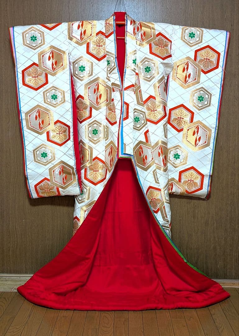 和装婚礼花嫁様 色打掛