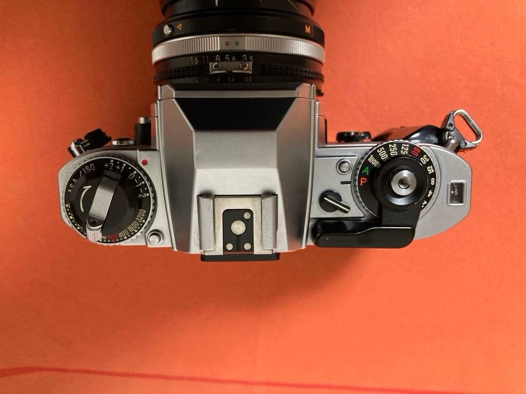 Nikon FG フィルム一眼レフカメラ 2本レンズ付き