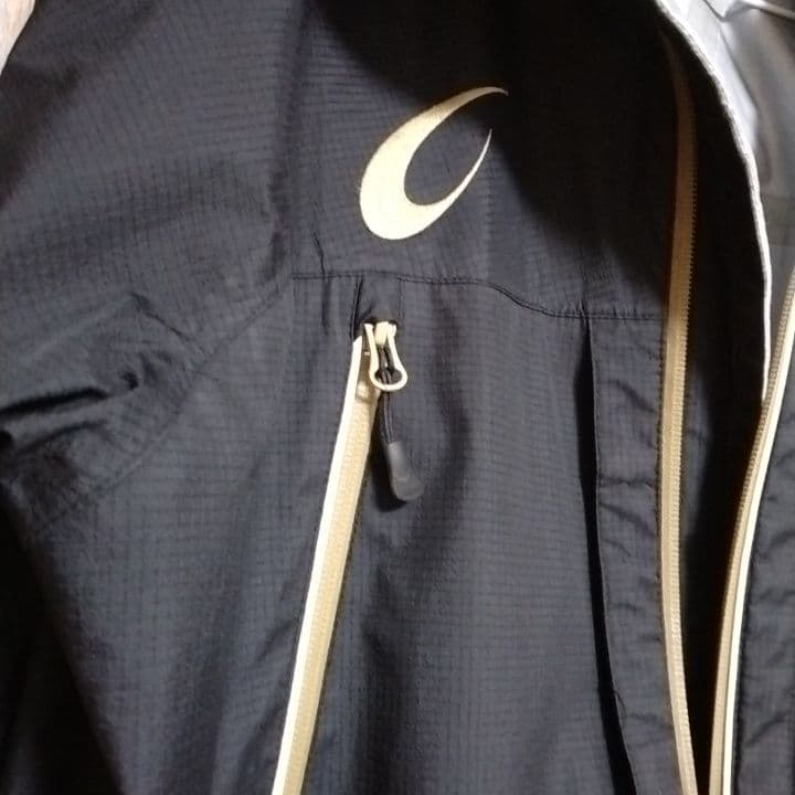 ONIGAKE フード付きレインスーツ 黒 パンツはサロペット付き　サイズＬ