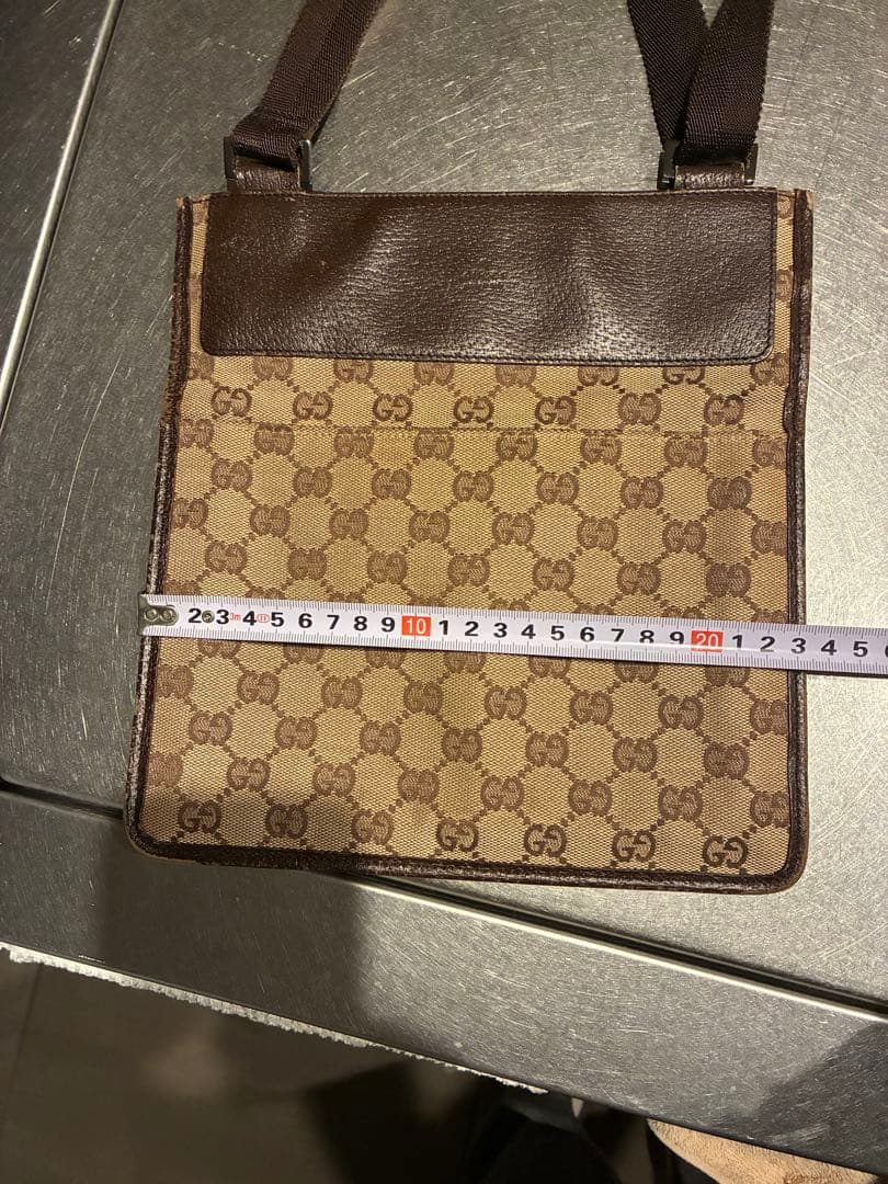 p Gucci GGパターン ショルダーバッグ