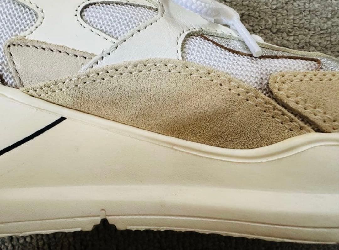 D.A.T.E. FUGA ホワイト/ベージュ スニーカー