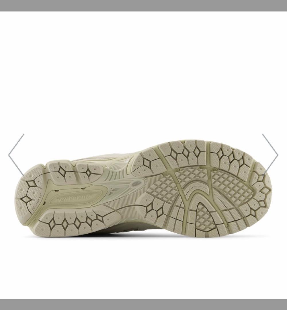 New Balance 2002R ニューバランス U2002Rベージュ