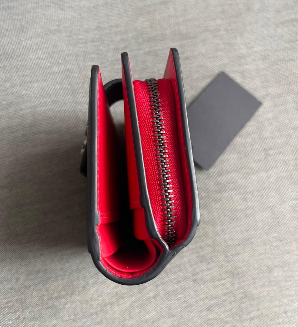 クリスチャンルブタン二つ折ミニウォレット“PALOMA“箱付新品未使用品