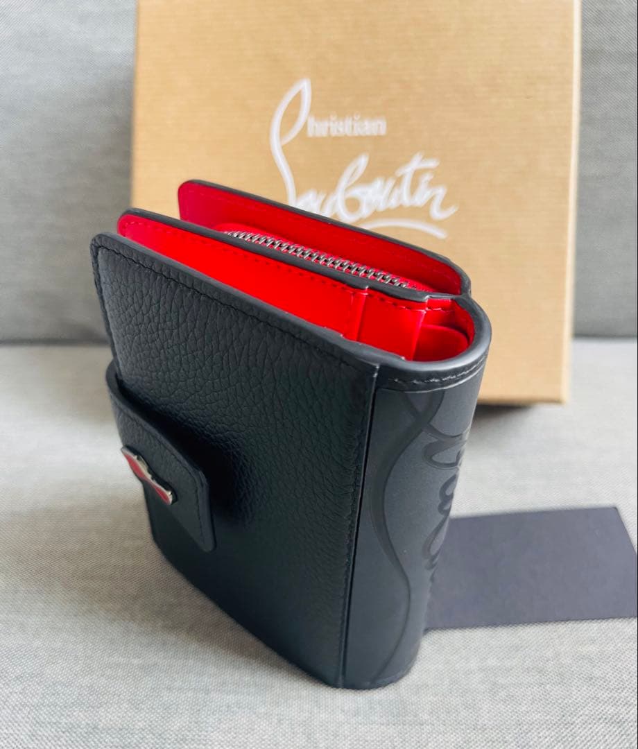 クリスチャンルブタン二つ折ミニウォレット“PALOMA“箱付新品未使用品