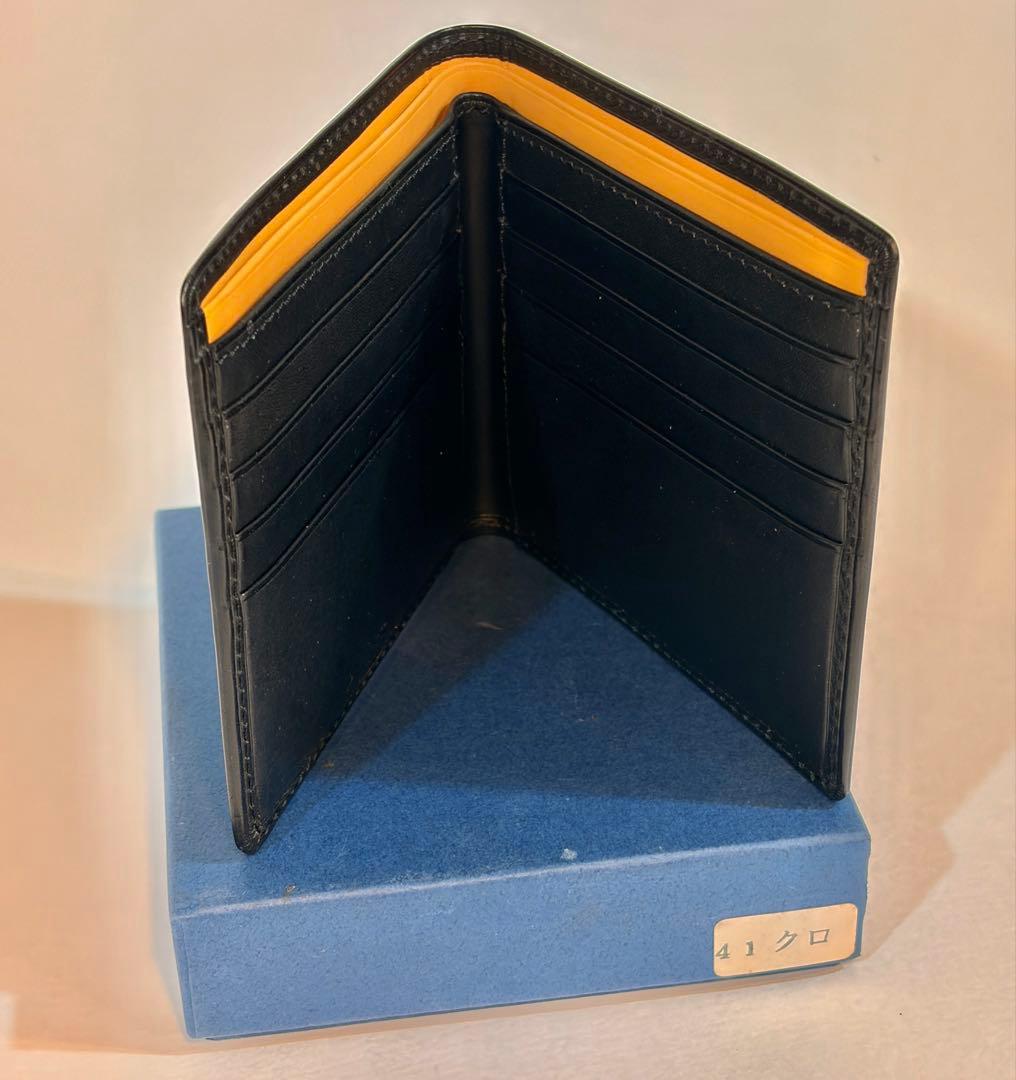 名人級　大峡製鞄　イタリア製牛革二つ折り財布（黒）