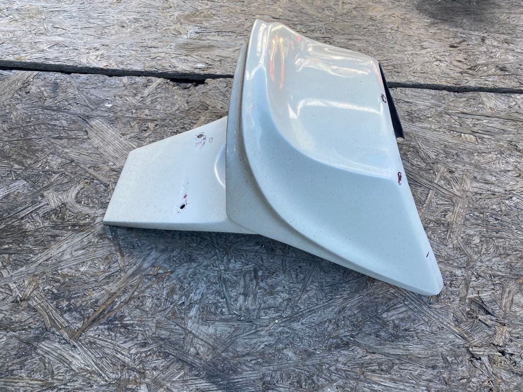 KH250.400 ss250 用トライスターズ製テールカウル