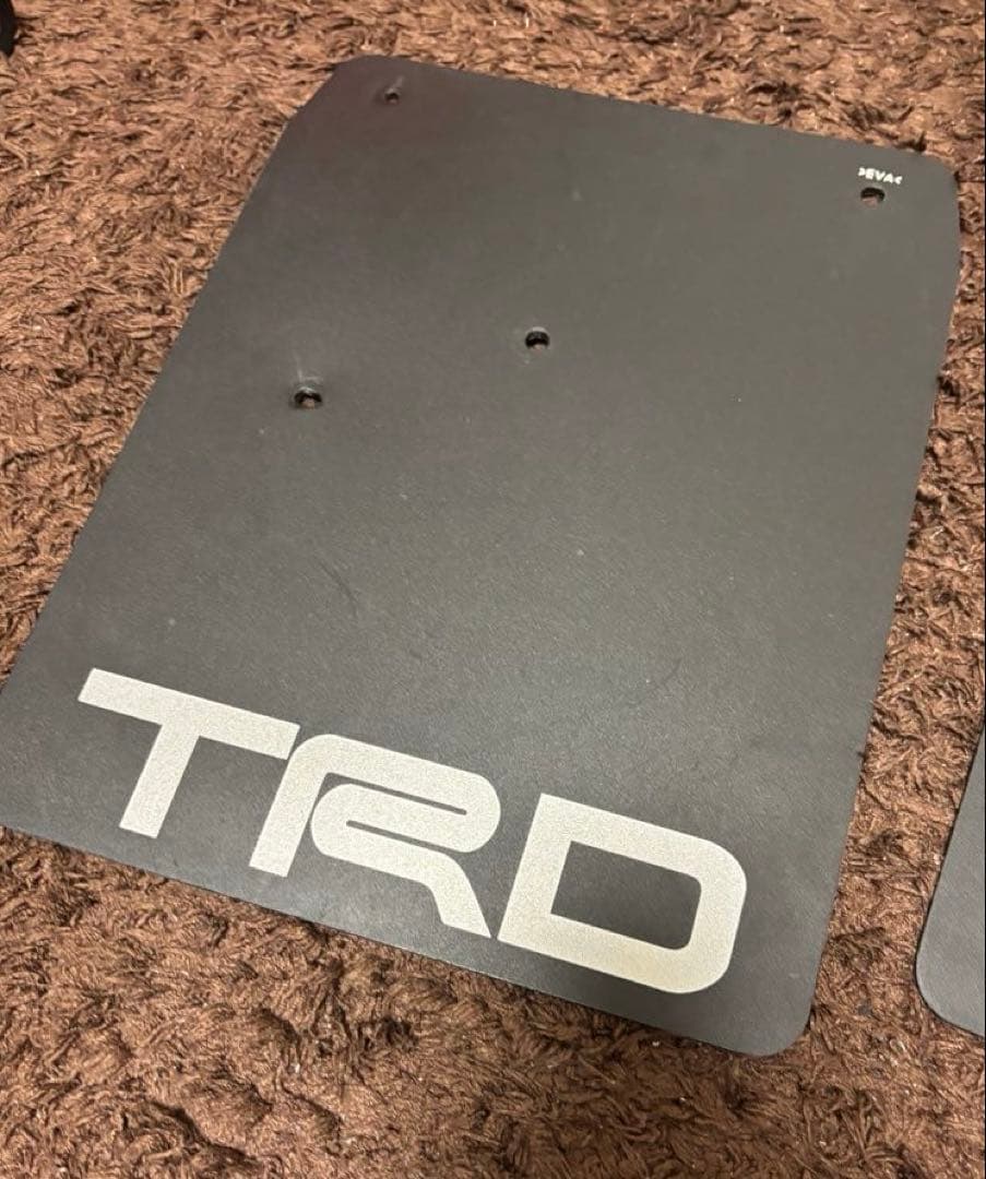 ハイエース TRD マッドフラップ　4枚