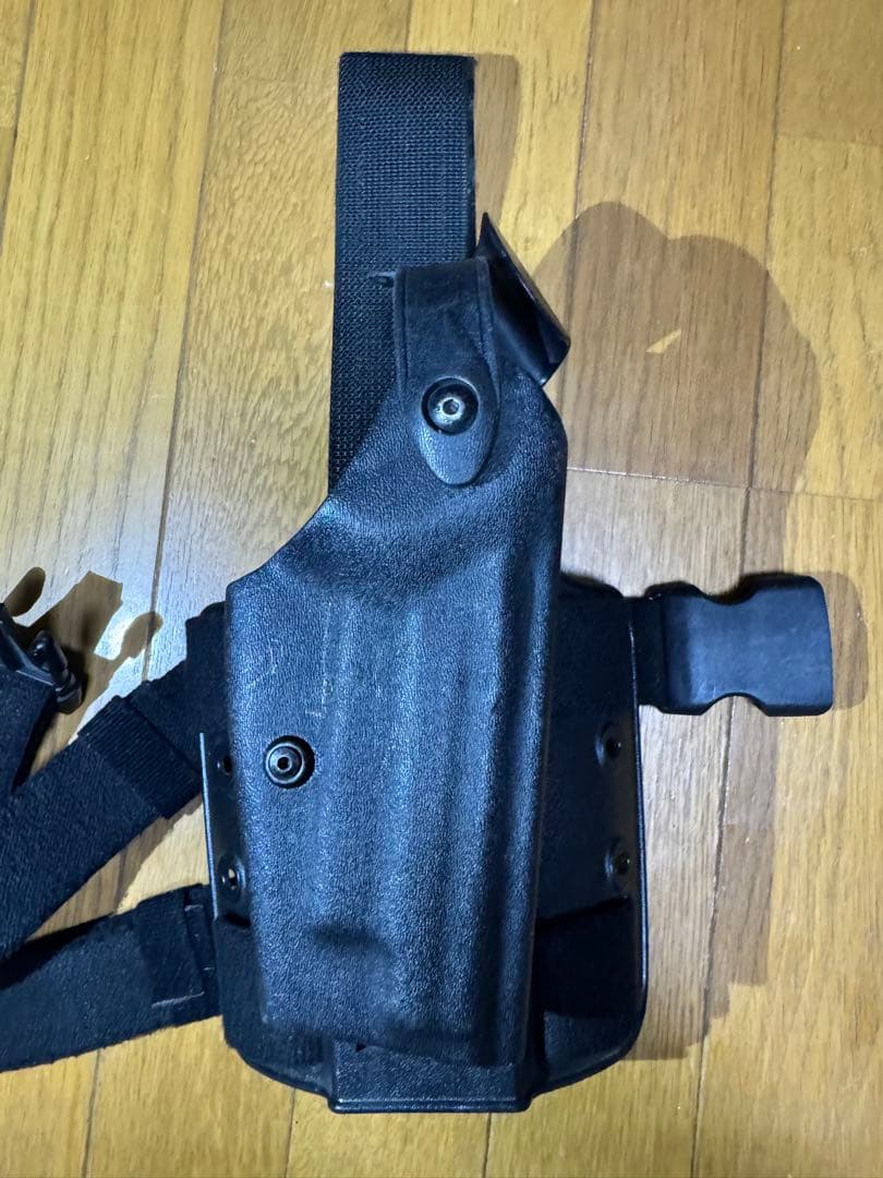 Safariland 実物レッグホルスターSIG P220 P226右用