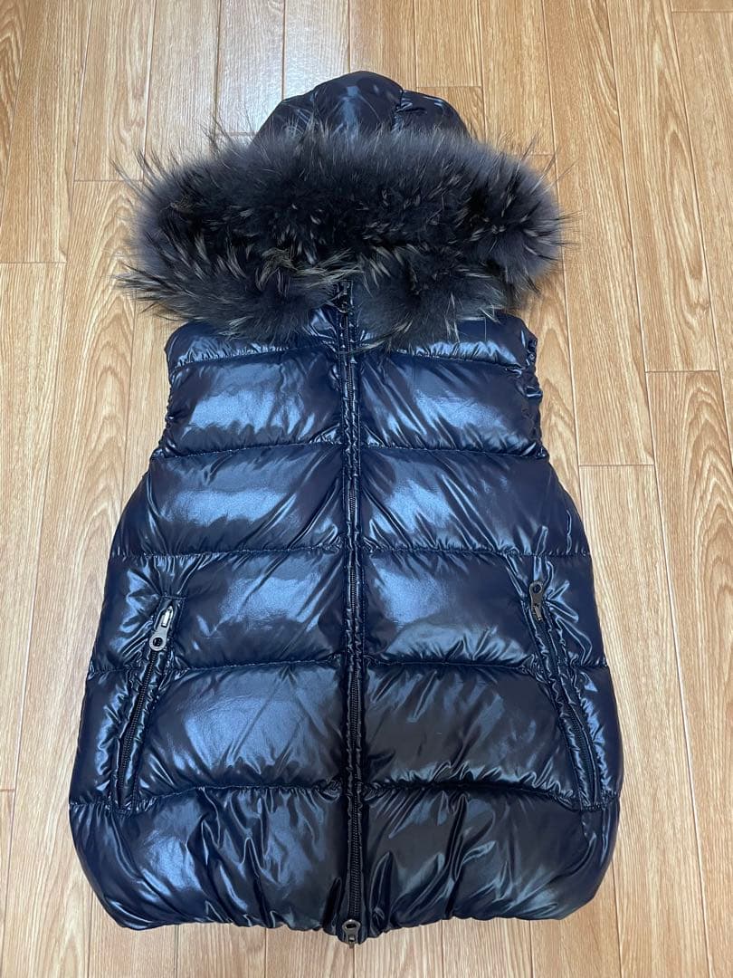 DUVETICA デュベティカ ダウン　ベスト