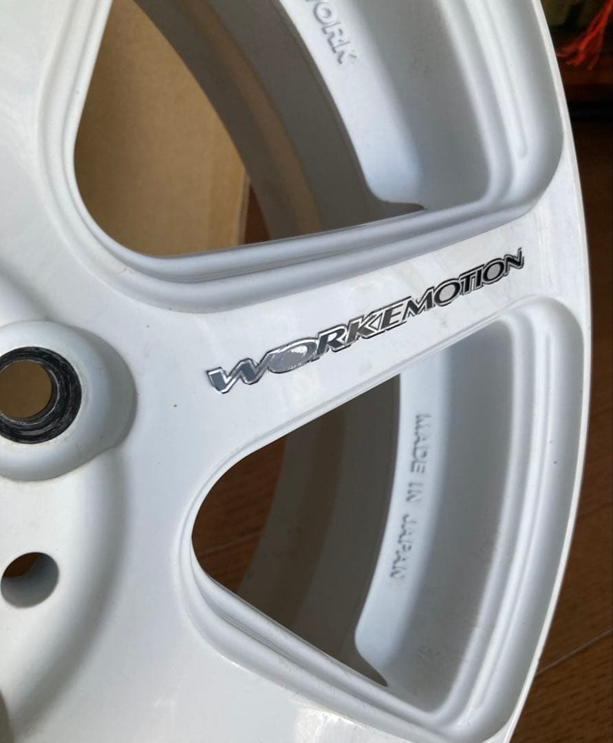 ワーク エモーション T7 15インチ PCD100 4穴 ホワイト 2本