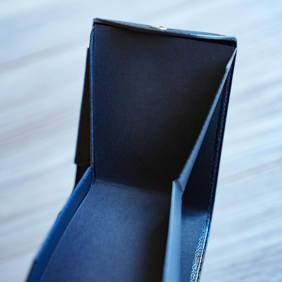 新品。カルトラーレ　ハンモックウォレット