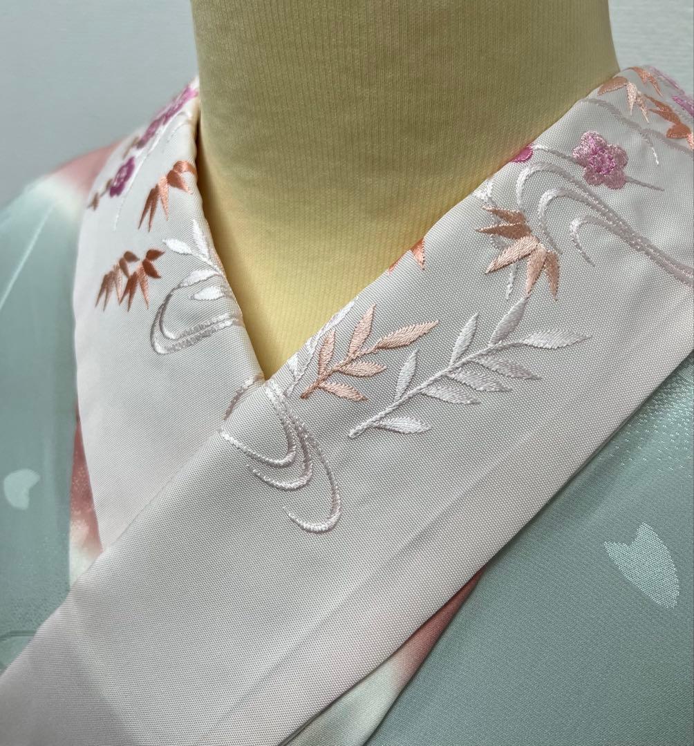 振り袖　フルセット　別誂長襦袢付　珍品　個性的　黒地　パーティー　結婚式　697