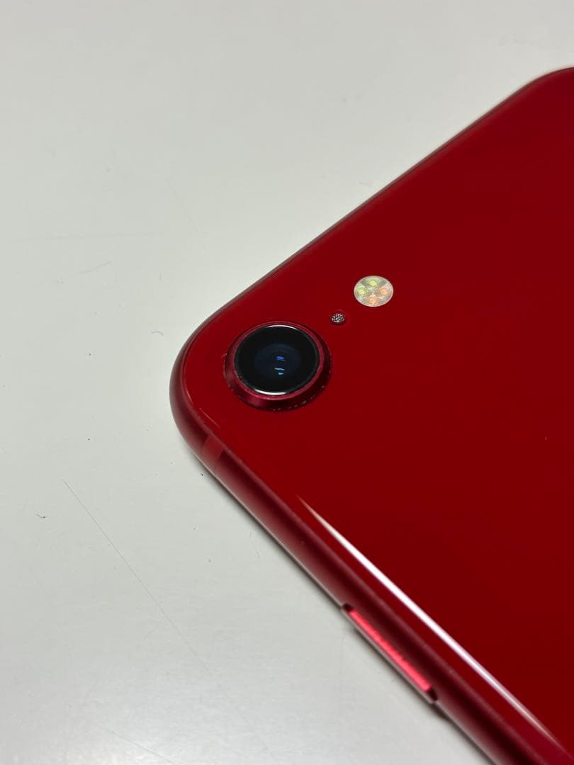 【Apple iPhone SE (第3世代) 64GB＋付属機器】