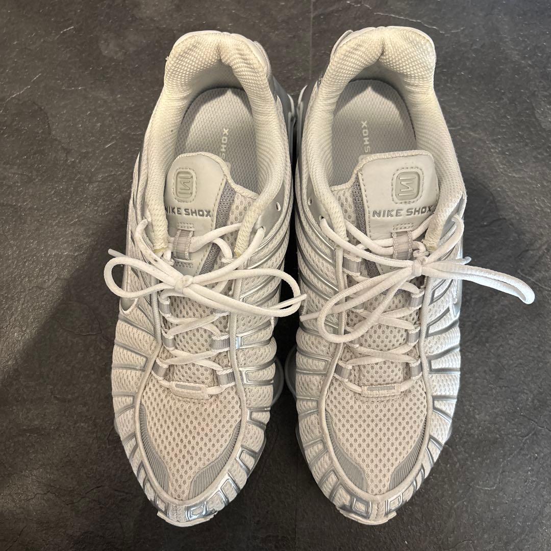 ※12日までCore※【美品】NIKE SHOX