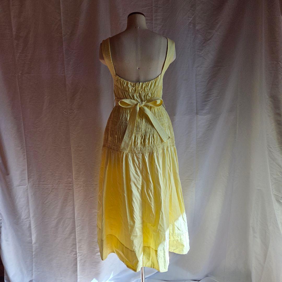 セルフポートレート ブライトイエロー ノースリーブ ミディドレス