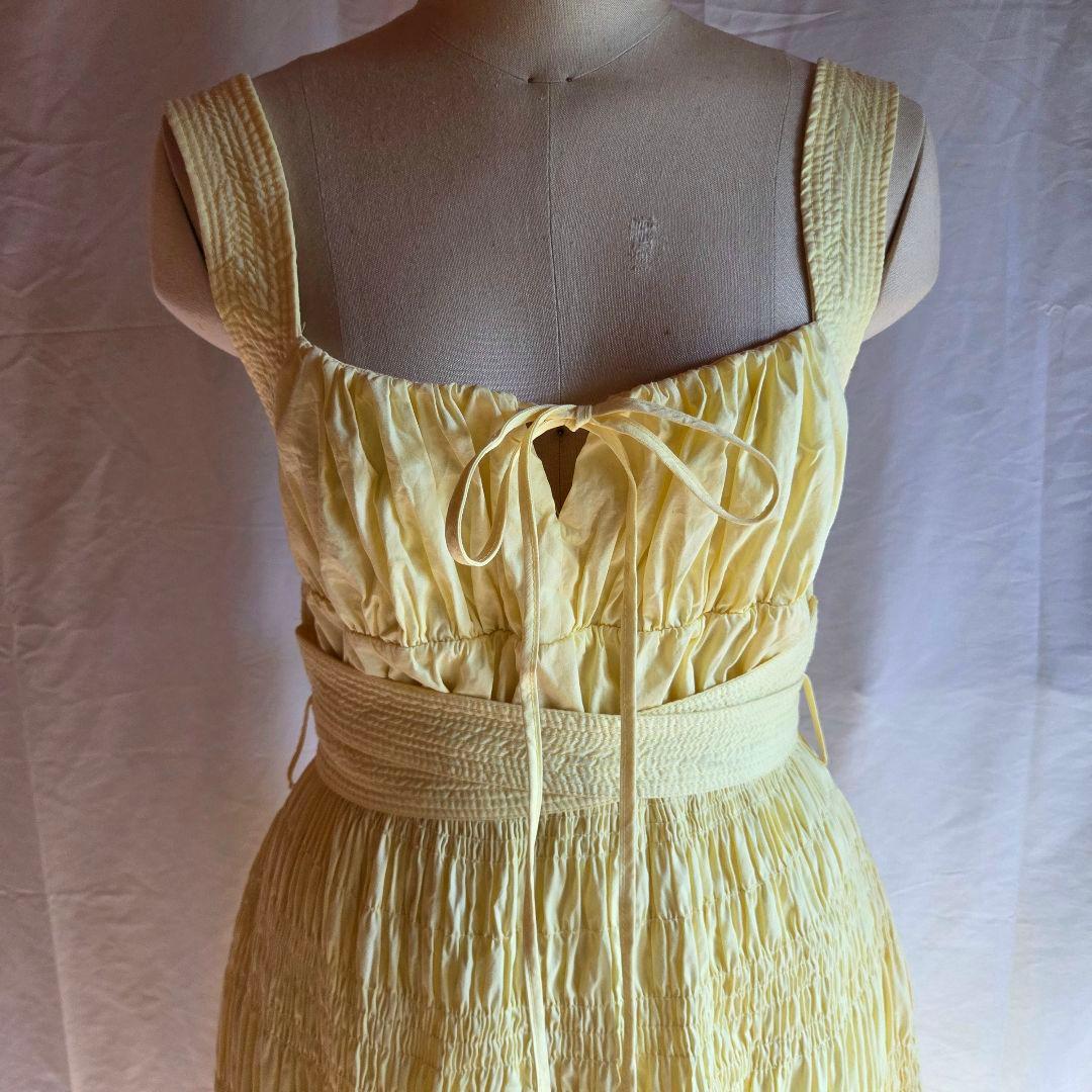 セルフポートレート ブライトイエロー ノースリーブ ミディドレス