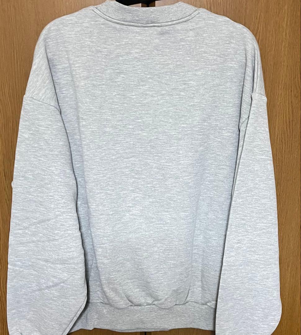 【新品未使用タグ付き】Alo yoga スウェット グレー　Sサイズ