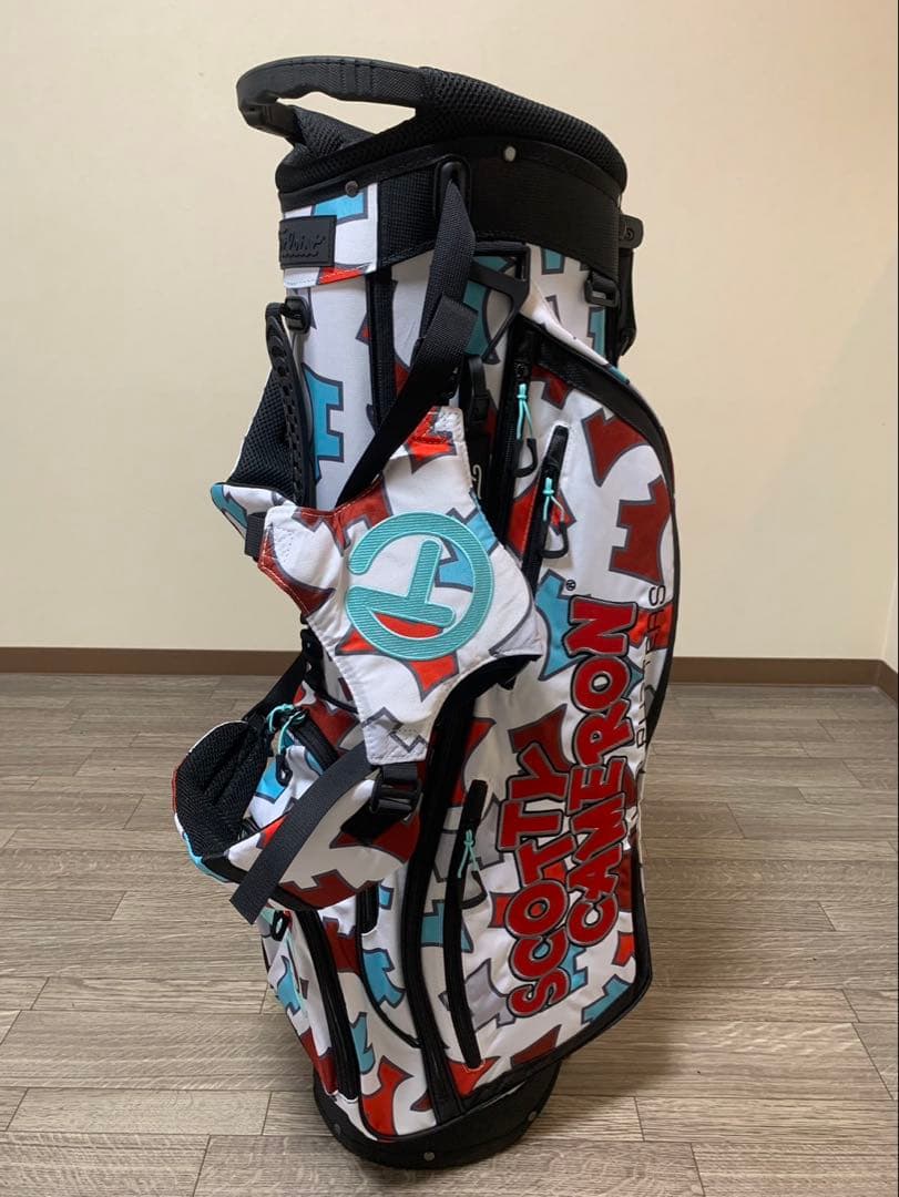 スタンド式キャディバック　限定モデル『ダンシングドック』と同じデザイン
