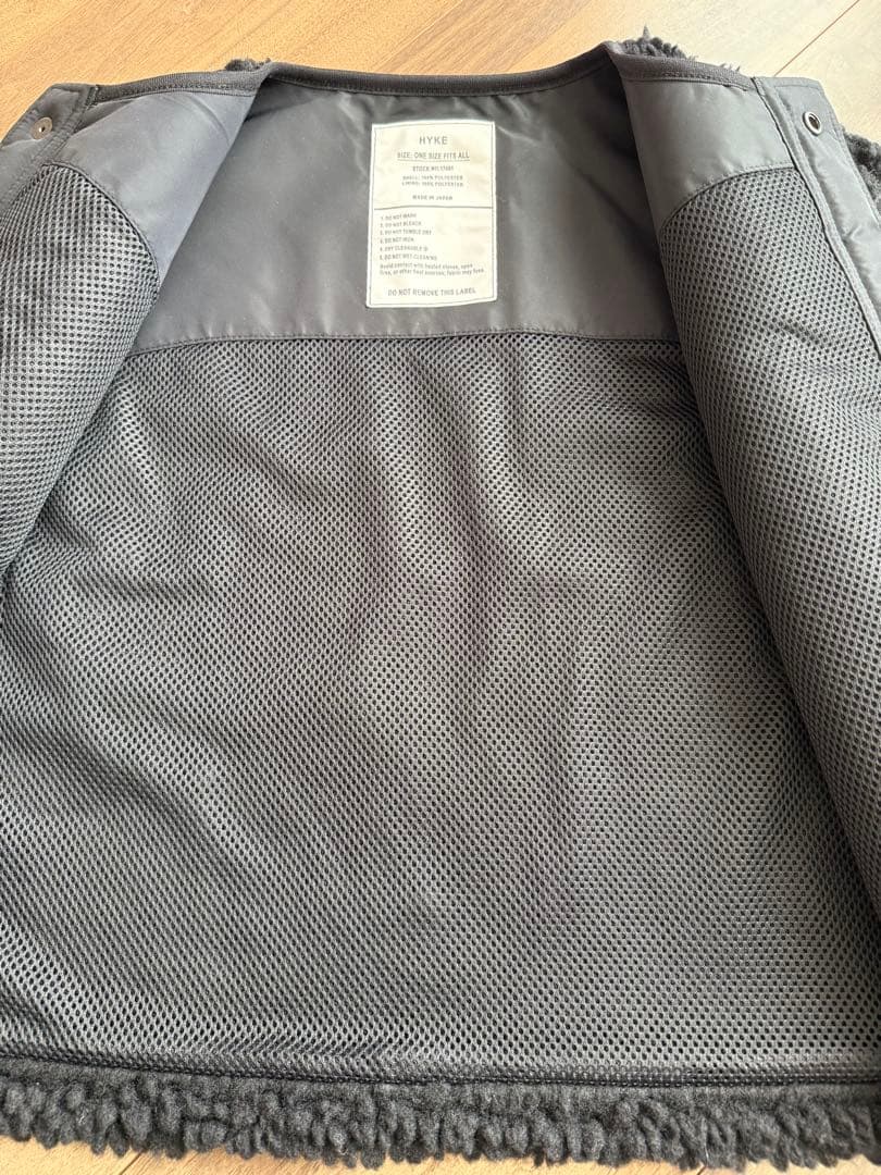HYKE ハイクフェイクシアリング ボアベスト日本製極美品