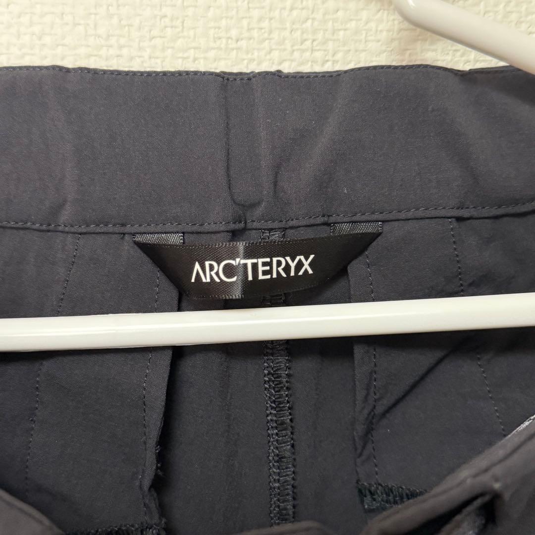 Arcteryx Leutia pants Wカーゴパンツ
