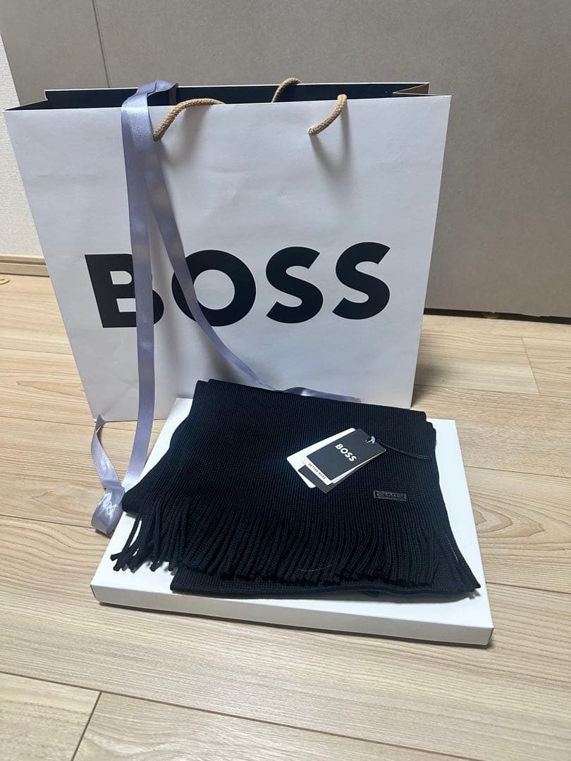 BOSS イタリア製マフラー ウール ロゴパッチ