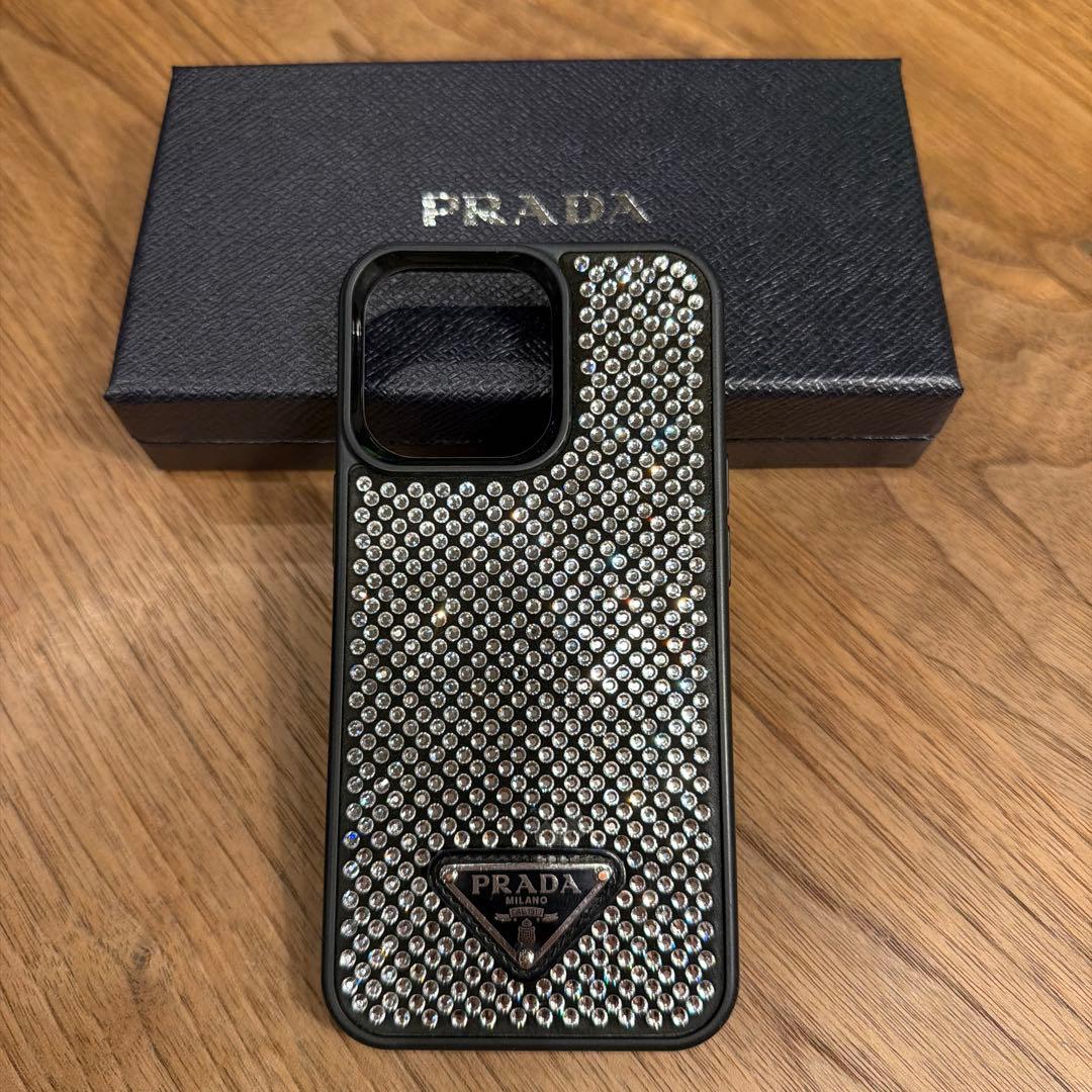 PRADA ストーン装飾 iPhoneケース　りりぃ